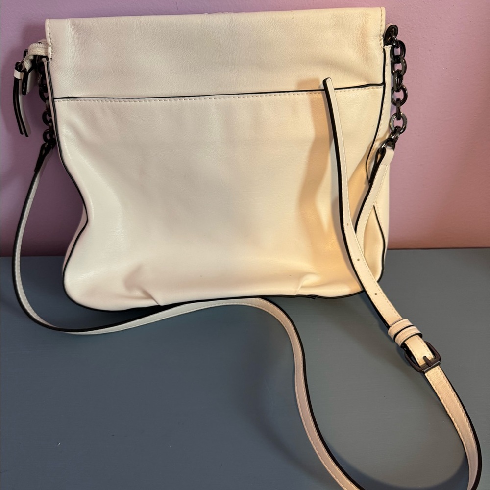 Simply Vera Vera Wang Cream Crossbody Bag - Picture 4 of 7